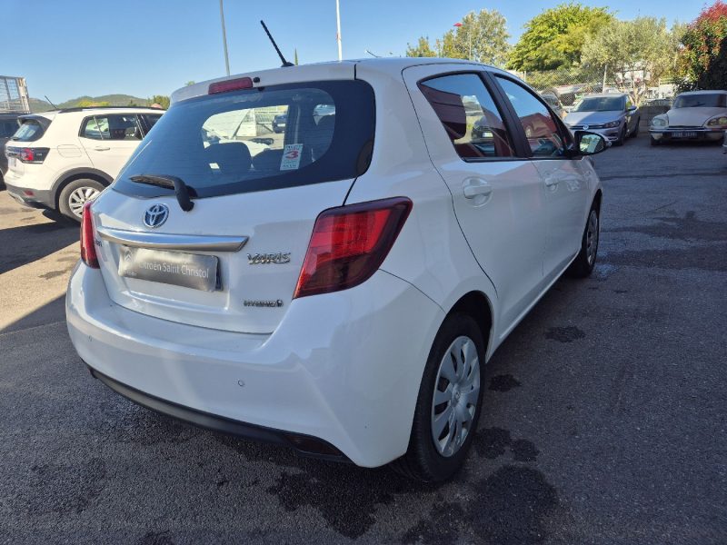 TOYOTA YARIS HYBRID 100H HYBRID BUSINESS 5p 2016
