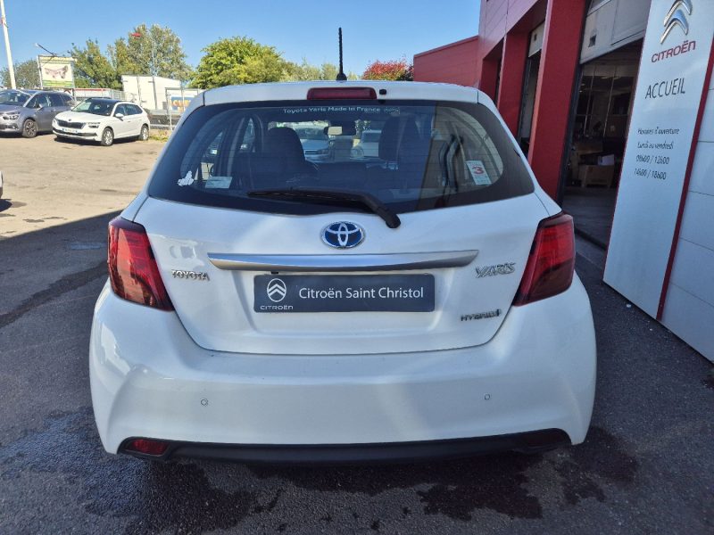 TOYOTA YARIS HYBRID 100H HYBRID BUSINESS 5p 2016