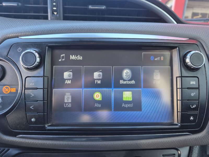 TOYOTA YARIS HYBRID 100H HYBRID BUSINESS 5p 2016