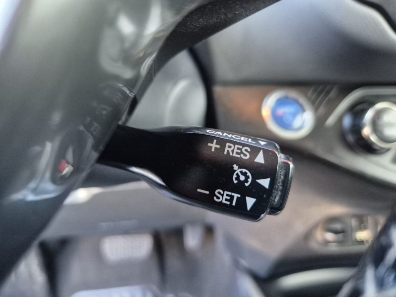 TOYOTA YARIS HYBRID 100H HYBRID BUSINESS 5p 2016