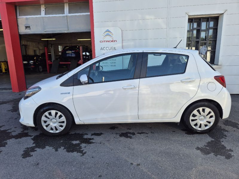 TOYOTA YARIS HYBRID 100H HYBRID BUSINESS 5p 2016