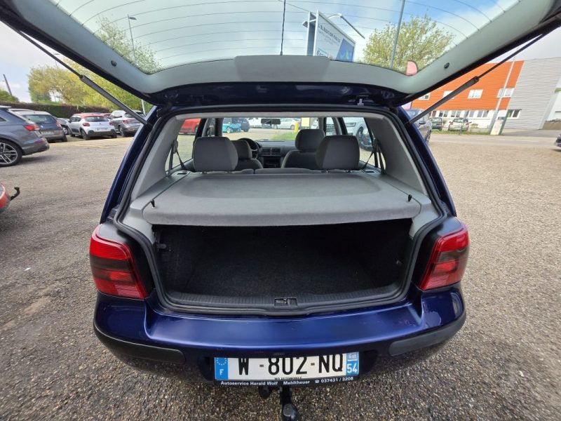 VOLKSWAGEN GOLF  GOLF 1.6 16V GOLF 1.6 16V 2001