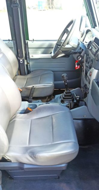 IVECO MASSIF 3.0HPI CHASSIS LONG 2010 1ER MAIN IDEM DEFENDER