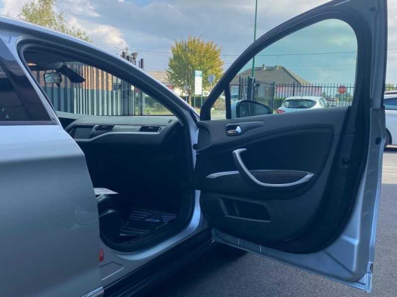 Citroën C5 1.6 HDI 110 CONFORT BMP6 / SUIVI COMPLET ✅ / DISTRI OK 🔧 / REPRISE / GARANTIE 6 MOIS