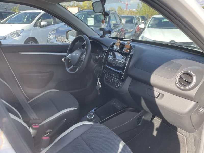 DACIA SPRING Essential / SOH 96% - Garantie Constructeur