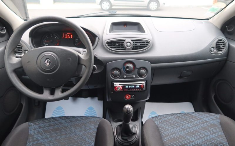 RENAULT CLIO AUTHENTIQUE 1.5DCI 70 2009