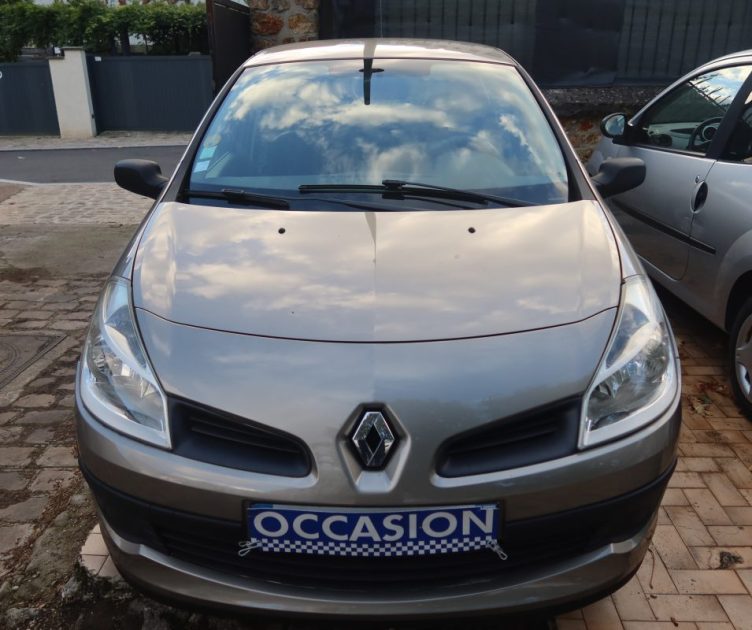 RENAULT CLIO AUTHENTIQUE 1.5DCI 70 2009