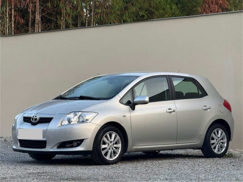TOYOTA AURIS 126CV D4D LINEA TERRA 2007 229 000KM 