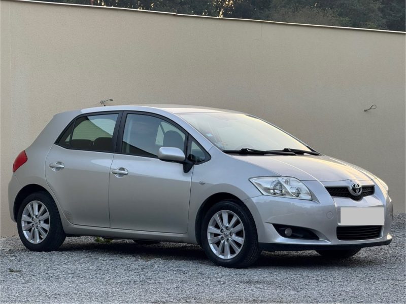 TOYOTA AURIS 126CV D4D LINEA TERRA 2007 229 000KM 