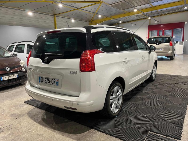 PEUGEOT 5008 ALLURE 2.0 HDi 150CH 