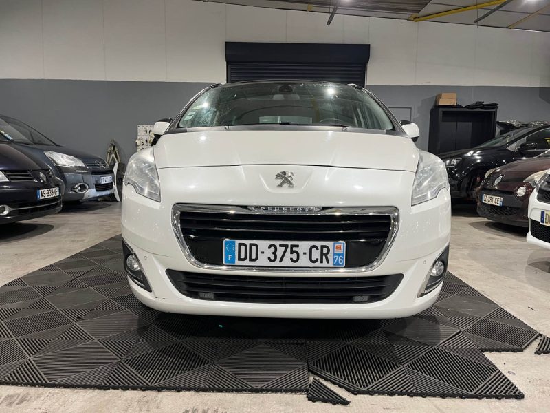 PEUGEOT 5008 ALLURE 2.0 HDi 150CH 