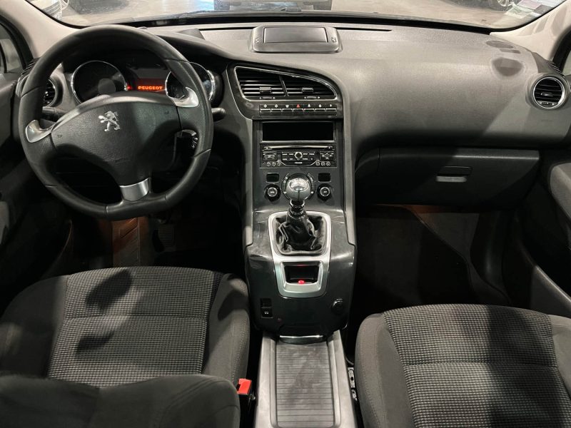 PEUGEOT 5008 ALLURE 2.0 HDi 150CH 