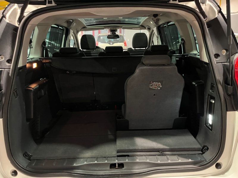 PEUGEOT 5008 ALLURE 2.0 HDi 150CH 