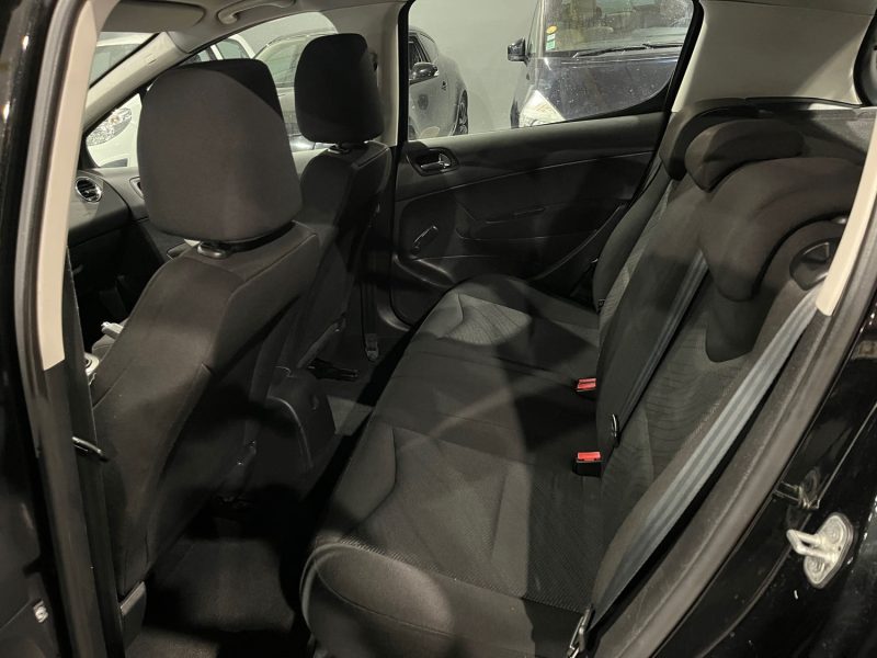 PEUGEOT 308 CONFORT 1.6 HDI 90CH 