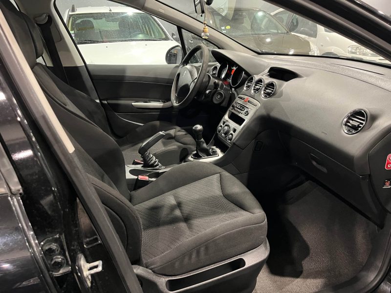 PEUGEOT 308 CONFORT 1.6 HDI 90CH 