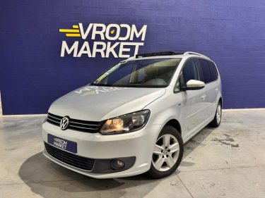 VOLKSWAGEN TOURAN 1.6 TDI 105ch LIFE / DISTRI OK / TOIT OUVRANT