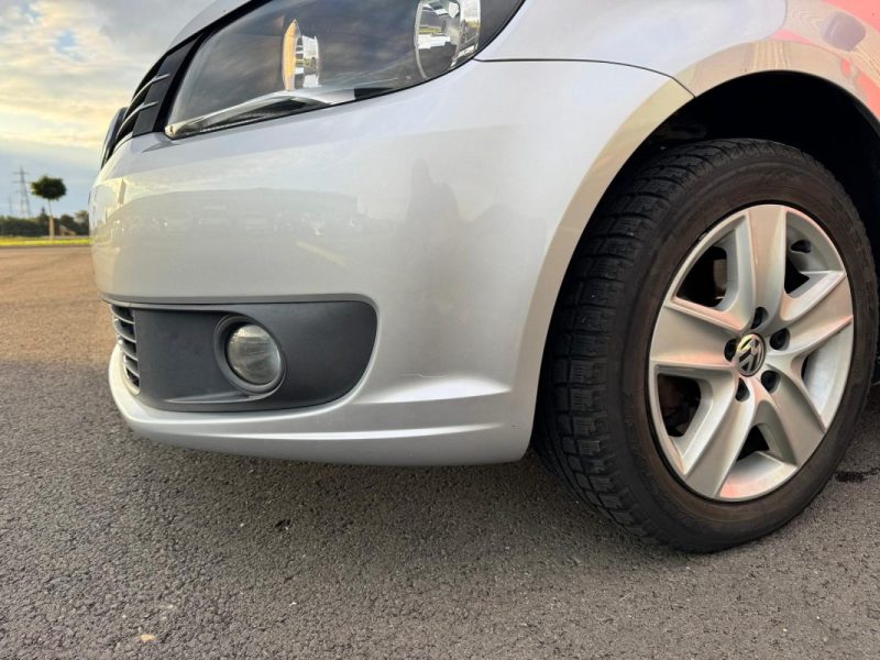 VOLKSWAGEN TOURAN 1.6 TDI 105ch LIFE / DISTRI OK / TOIT OUVRANT