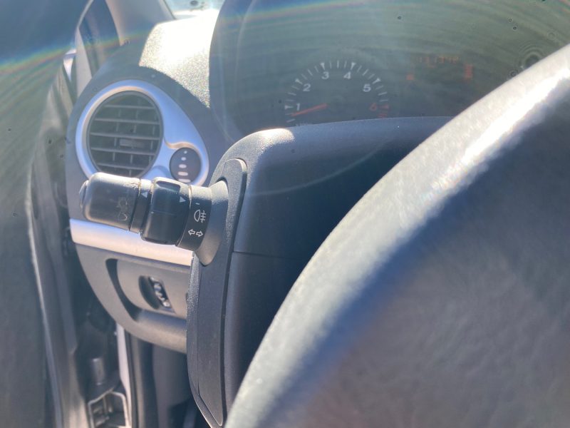 RENAULT CLIO 1.2i - 16V 2011