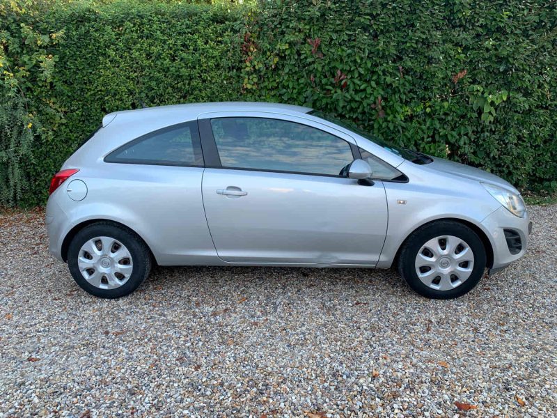 OPEL CORSA 1.2 Twinport  Essentia 3p 2012