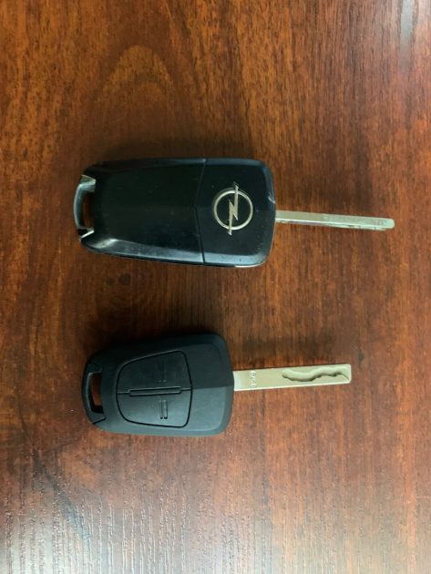 OPEL CORSA 1.2 Twinport  Essentia 3p 2012