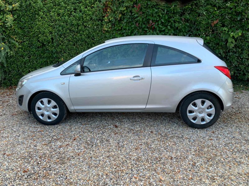 OPEL CORSA 1.2 Twinport  Essentia 3p 2012