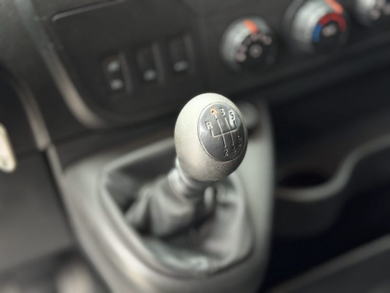 RENAULT MASTER L2H2 2.3 dCi 145ch Grand Confort  2019