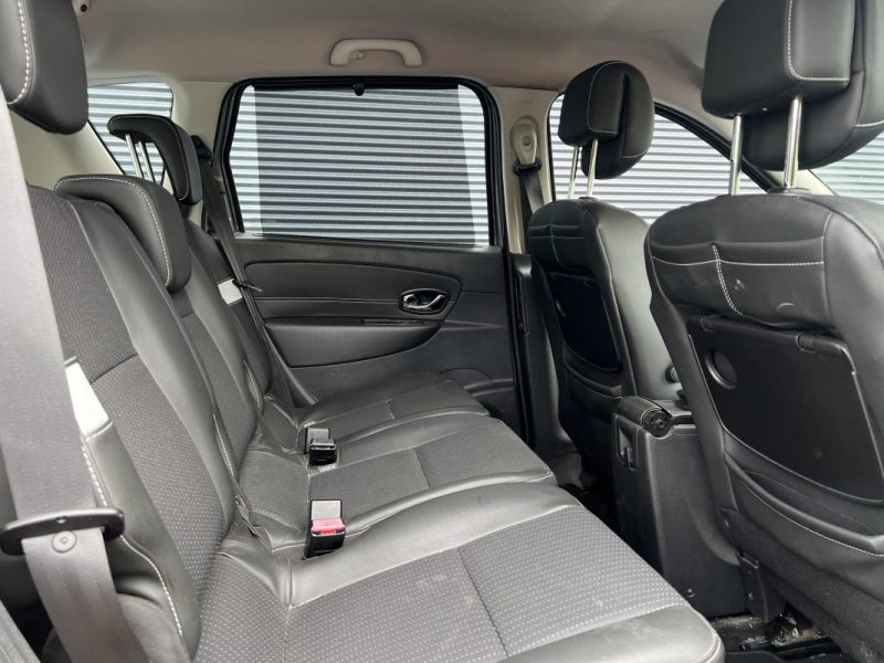 RENAULT SCENIC 1.5 dCi 110ch ZEN  