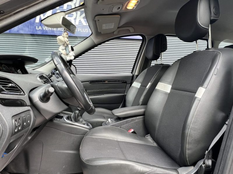 RENAULT SCENIC 1.5 dCi 110ch ZEN  