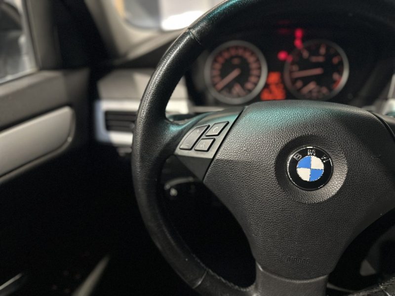 BMW  SERIE 5  e61 530d LCI 235ch BVA 6 - Suivi Complet - 2e Main 2008