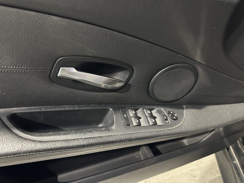 BMW  SERIE 5  e61 530d LCI 235ch BVA 6 - Suivi Complet - 2e Main 2008