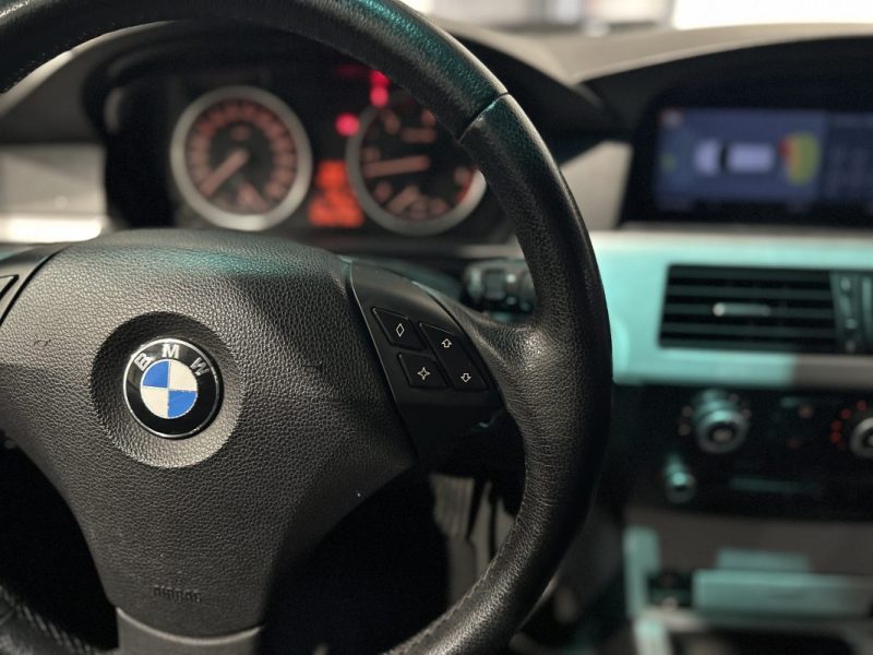 BMW  SERIE 5  e61 530d LCI 235ch BVA 6 - Suivi Complet - 2e Main 2008