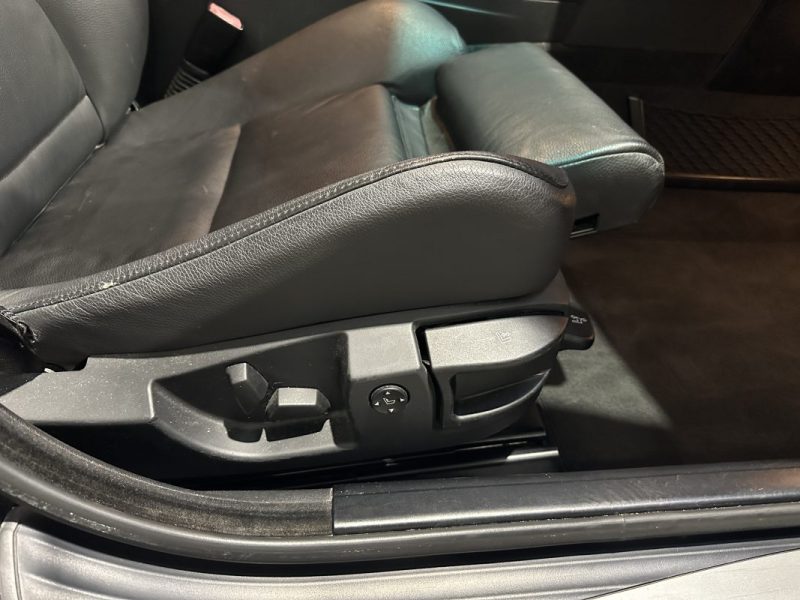 BMW  SERIE 5  e61 530d LCI 235ch BVA 6 - Suivi Complet - 2e Main 2008