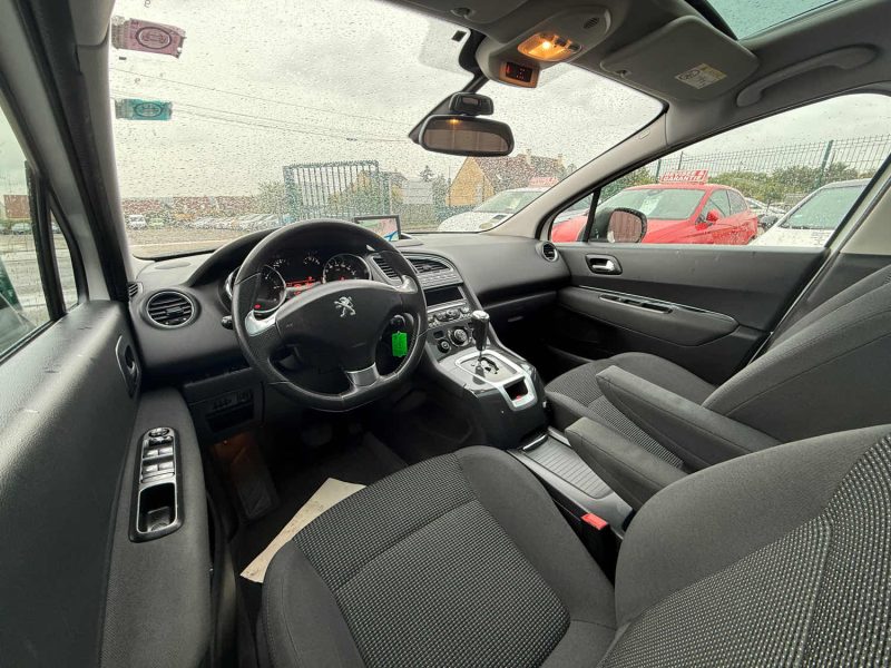PEUGEOT 5008 ALLURE 1.6 HDI 120CV BOITE AUTOMATIQUE EAT6 2015