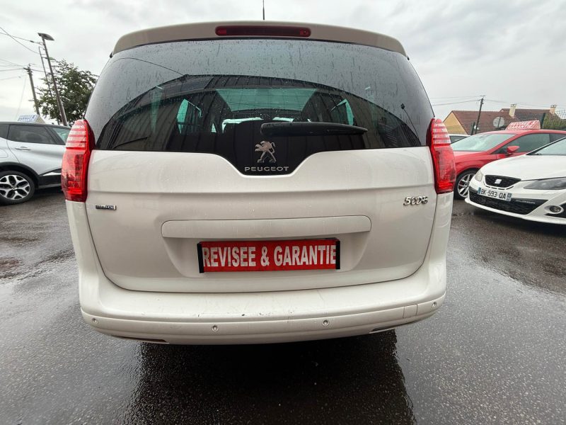 PEUGEOT 5008 ALLURE 1.6 HDI 120CV BOITE AUTOMATIQUE EAT6 2015