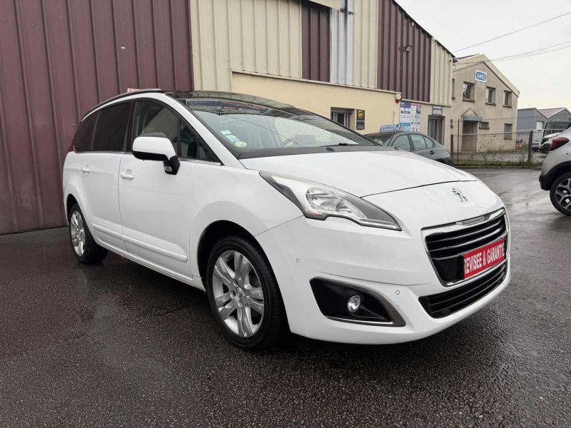 PEUGEOT 5008 ALLURE 1.6 HDI 120CV BOITE AUTOMATIQUE EAT6 2015