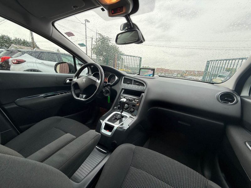 PEUGEOT 5008 ALLURE 1.6 HDI 120CV BOITE AUTOMATIQUE EAT6 2015