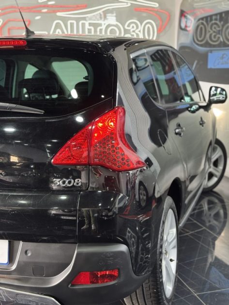 PEUGEOT 3008 1.6 HDi115 FAP Napapijri 