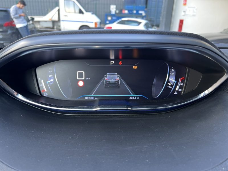 PEUGEOT 3008 1.5 BlueHDi 130ch GT LINE EAT8 - ENTRETIEN COMPLET 2020