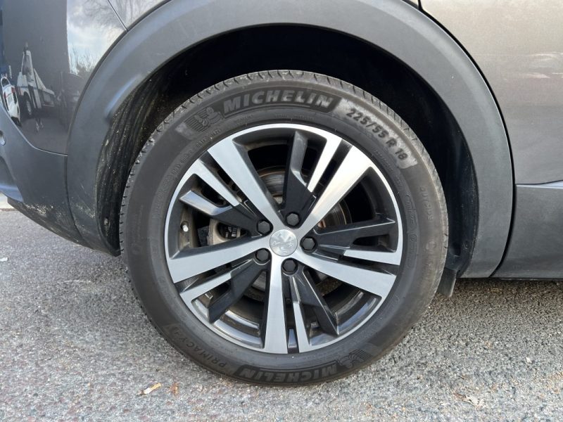 PEUGEOT 3008 1.5 BlueHDi 130ch GT LINE EAT8 - ENTRETIEN COMPLET 2020