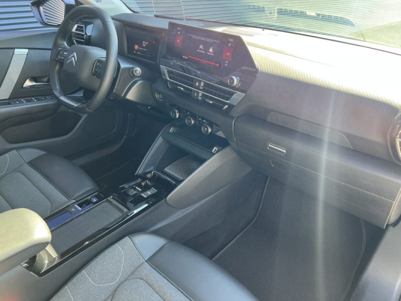 CITROEN C4 III 1.2 130cv EAT8 SHINE - DISTRIBUTION À JOUR 2021