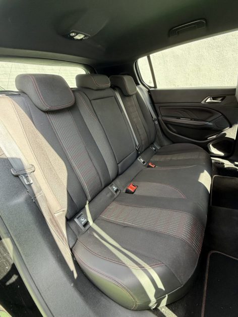 PEUGEOT 308 PEUGEOT 308 1.2 130 CV S&S GT LINE / COURROIE EFFECTUÉE .