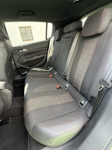 PEUGEOT 308 PEUGEOT 308 1.2 130 CV S&S GT LINE / COURROIE EFFECTUÉE .