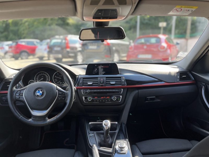 B.M.W. SERIE 3 318d 143ch Executive 2015