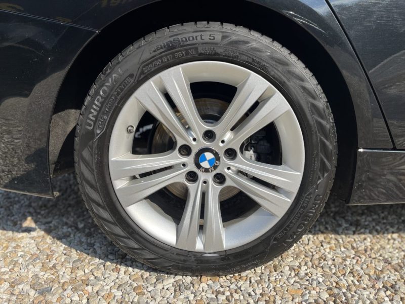 B.M.W. SERIE 3 318d 143ch Executive 2015