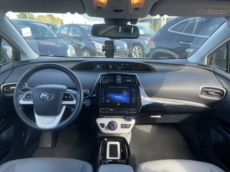 TOYOTA PRIUS 4 LOUNGE TVA RECUPERABLE / Entretien Toyota - Audio JBL - Caméra AR - Sièges Chauffants