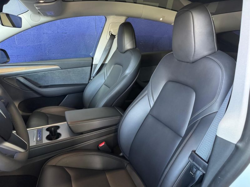 Tesla Model Y Long Range RWD 