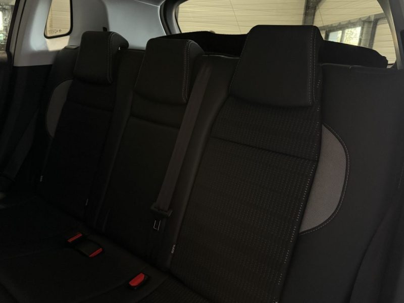 Peugeot 2008 1.2 PureTech 82cv BMP5 - DISTRIBUTION A JOUR - TOIT PANORAMIQUE - REGULATEUR 