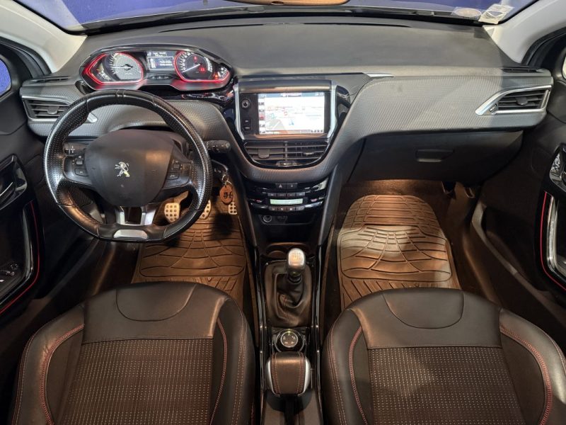 Peugeot 2008 1.2i 130 cv GT Line - CAMERA - REGULATEUR