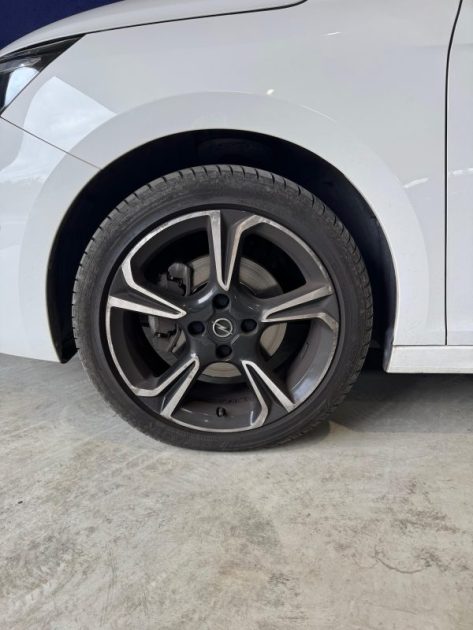 Opel Corsa F 1.2i Turbo 100cv GS-Line 5 Portes 