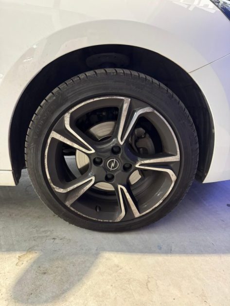 Opel Corsa F 1.2i Turbo 100cv GS-Line 5 Portes 